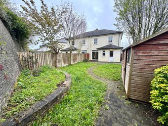 8 Longfield Avenue, Clonmel, Co. Tipperary, Clonmel, Co. Tipperary - Image 2
