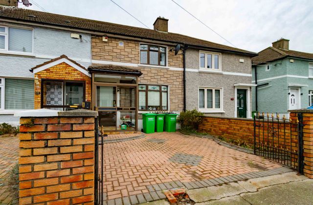 66 Cooley Road, Dublin 12, Drimnagh, Dublin 12 - Click to view photos
