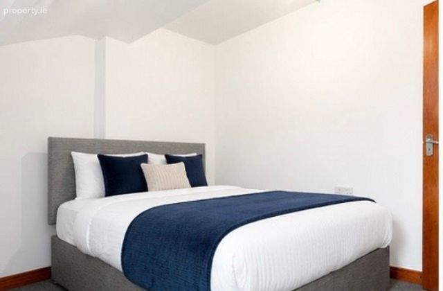 Pearse Street, Dublin 2, Grand Canal Dock, Dublin 2 - Click to view photos
