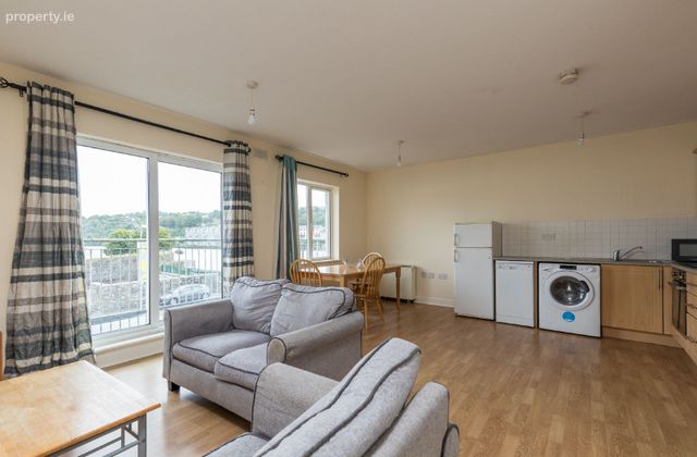 Waterside,lower Rosbercon,new Ross,co. Wexford, New Ross, Co. Wexford - Click to view photos