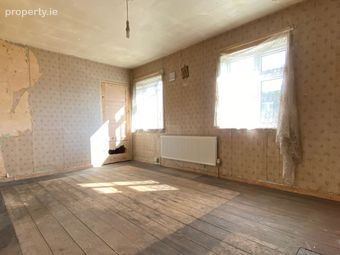 62 Captain's Avenue, Dublin 12, Crumlin, Dublin 12 - Image 2