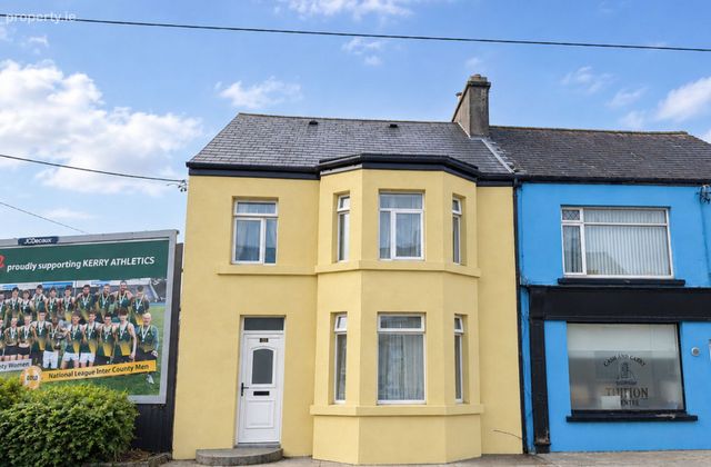 12 Tralee Road, Castleisland, Co. Kerry - Click to view photos