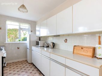 82 Seapark Drive, Clontarf, Dublin 3 - Image 4