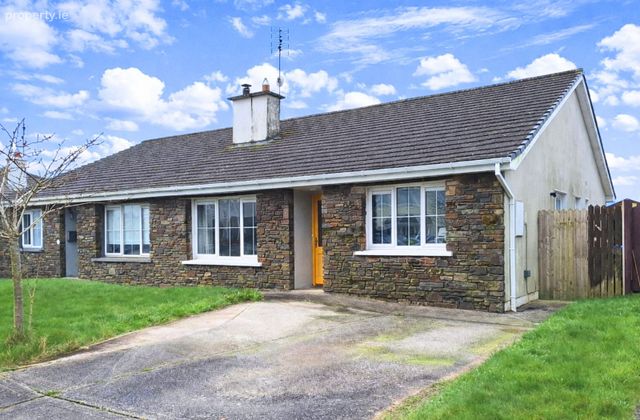 3 The Crescent, Lus An Ime, Cloyne, Cloyne, Co. Cork - Click to view photos