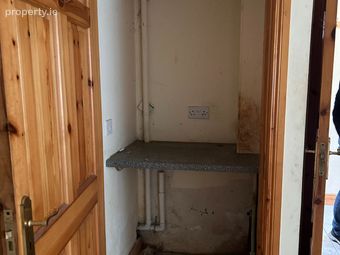 6 Chapel Court, Chapel Lane, Tuam, Co. Galway - Image 5