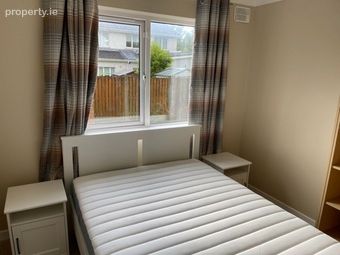 Apartment Sl&iacute; Gheal, Ballymoneen Road, Galway, Ballymoneen, Co. Galway - Image 4