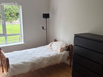 23 Linnetfields Park, Castaheany, Dublin 15, Ongar, Dublin 15 - Image 2