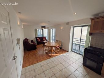 Apartment 7, Block B, Coach Horse Lane, The Square, Midleton, Co. Cork - Image 2