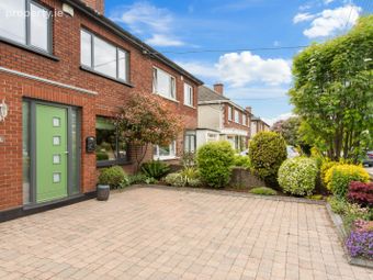 33 Avondale Lawn, Blackrock, Blackrock, Co. Dublin - Image 2