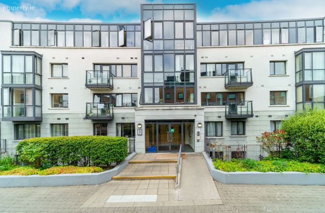 Apartment 109, Block 3, Parkgate Place, Kilmainham, Dublin 8 - Click to view photos