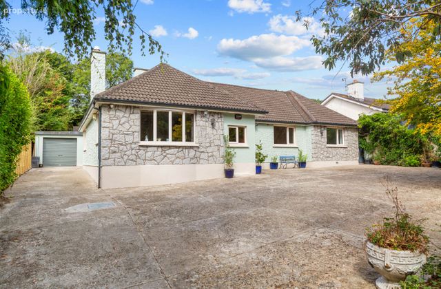 Cluain&eacute;an, Old Downs Road, Greystones, Co. Wicklow, Delgany, Co. Wicklow - Click to view photos