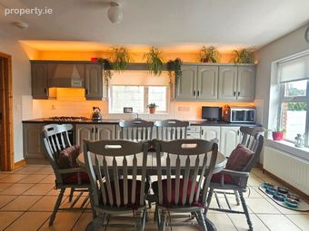 108 Rockfield Close, Ardee, Co. Louth - Image 4