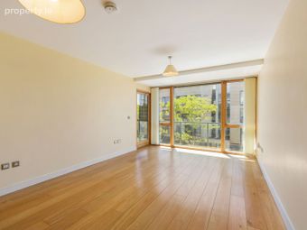 Apartment 28, Temple Hall, Mount Saint Annes, Milltown, Dublin 6 - Image 2