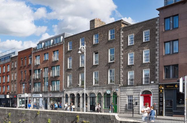 W1 The Cobbles, 27 Wellington Quay, Temple Bar, Dublin 2, Temple Bar, Dublin 2 - Click to view photos