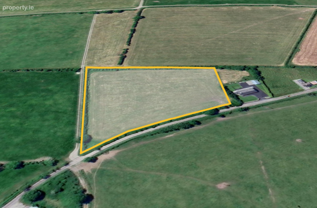Tullamore, Listowel, Co. Kerry - Click to view photos