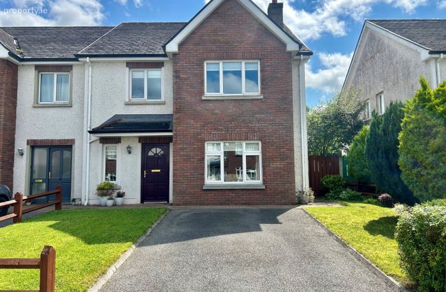 30 Shannon Gael, Cortober, Carrick-on-Shannon, Co. Roscommon - Click to view photos