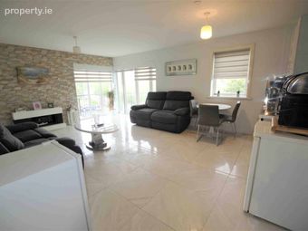 Melville Cove, Finglas, Dublin 11, Finglas, Dublin 11 - Image 3