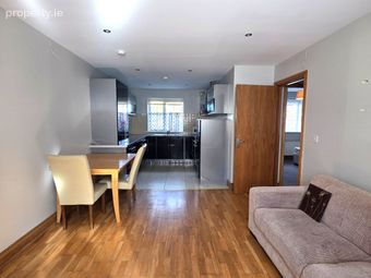 78 De Vesci Court, Fairgreen, Portlaoise, Co. Laois - Image 5