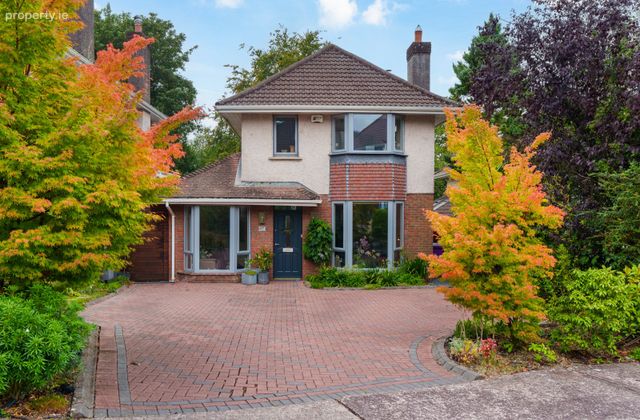 12 Tirol Avenue, The Paddocks, Maryborough Hill, Rochestown, Co. Cork - Click to view photos
