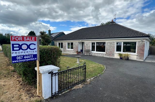 San Martha, 11 Monaree, Nenagh, Co. Tipperary - Click to view photos