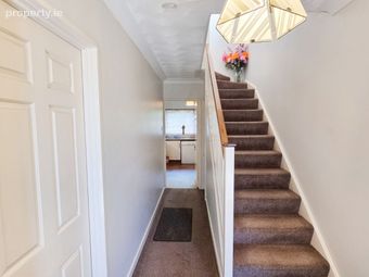 11 Temple Manor Drive, Limekiln, Greenhills, Dublin 12 - Image 2