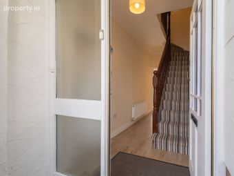16 Brookfield Green, Dublin 12, Kimmage, Dublin 12 - Image 2