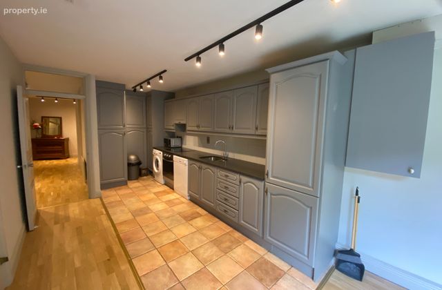 Milltown Grove, Milltown, Dublin 6 - Click to view photos