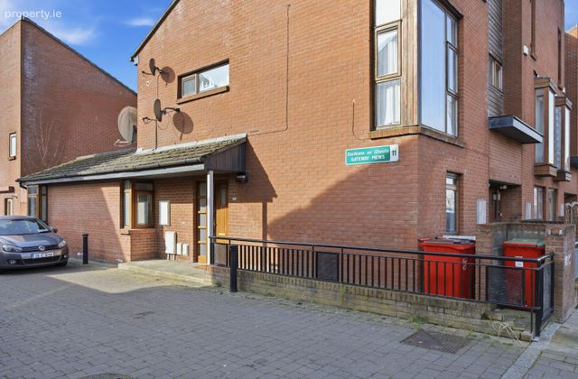 22a Gateway Crescent, Dublin 11, Ballymun, Dublin 11 - Click to view photos