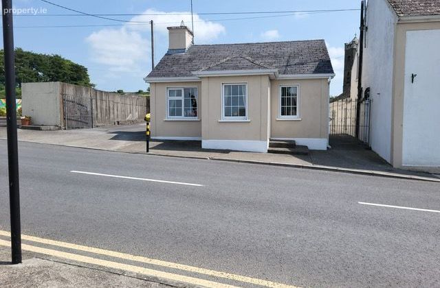 Main Street, Ballingarry, Ballingarry, Co. Tipperary - Click to view photos