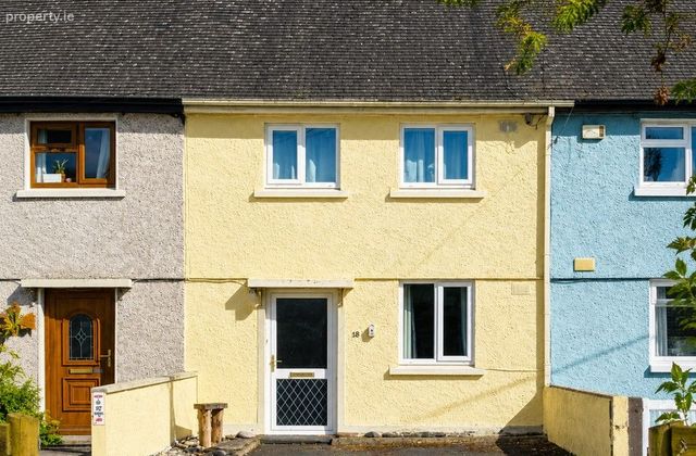 18 Saint Joachim's Terrace, Sligo, Co. Sligo - Click to view photos