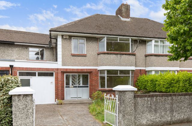17 Oaklands Drive, Sandymount, Dublin 4, Sandymount, Dublin 4 - Click to view photos