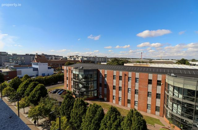 Apartment 60, Tuansgate, Belgard Square East, Tallaght, Dublin 24 - Click to view photos