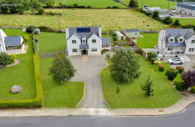 13 Railway Village, Rampark, Jenkinstown, Jenkinstown, Co. Louth - Click to view photos