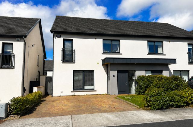 51 Rose Drive, Rath Ullord, Co. Kilkenny, Kilkenny, Co. Kilkenny - Click to view photos
