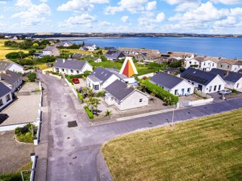 10 Sea View Park, Ballycotton, Co. Cork - Image 2