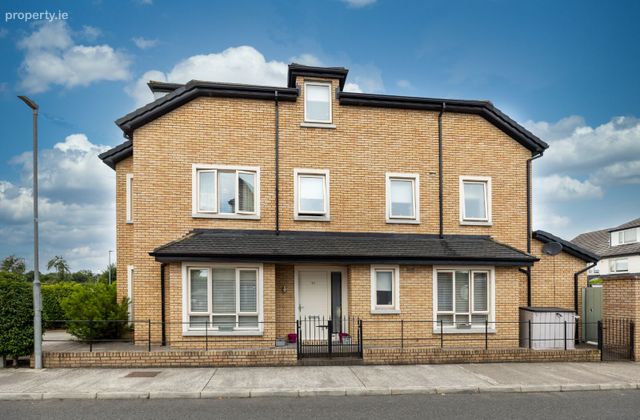 Castlewellan Park, Celbridge, Celbridge, Co. Kildare - Click to view photos