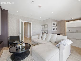 23 Hanover Court, Grand Canal Dock, Dublin 2 - Image 4