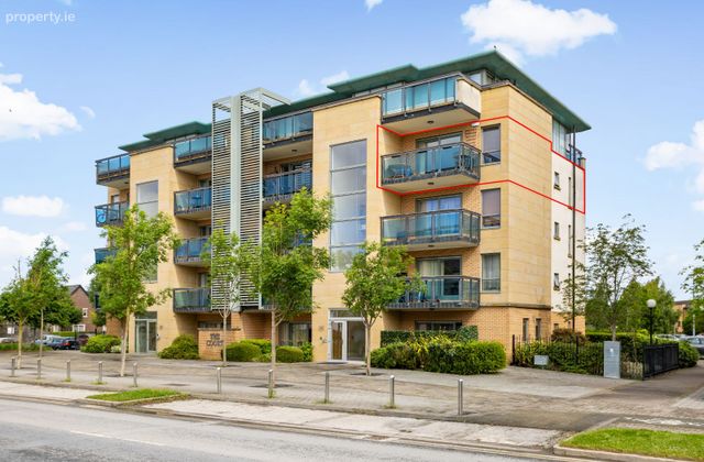 7 The Court, The Paddocks Road, Lucan, Co. Dublin - Click to view photos