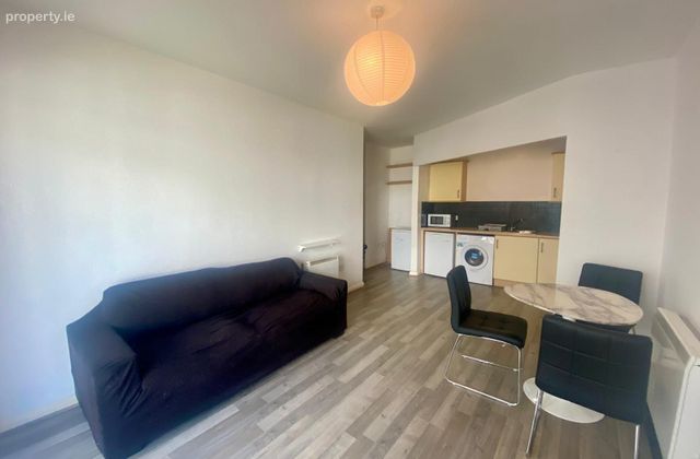 Saint Patricks Court, South Circular Road, Dublin 8 - Click to view photos