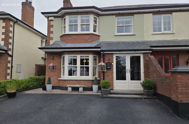 60 Alderwood, Carrickmacross, Co. Monaghan - Click to view photos