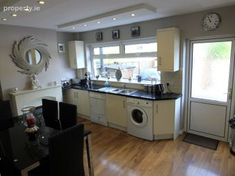 29 Sandown Crescent, Wilton, Co. Cork - Image 5