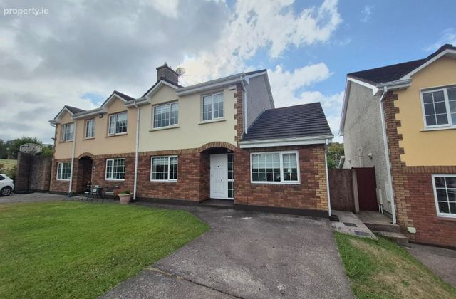 14 &Aacute;rd Dara Lawn, Station Road, Blarney, Co. Cork - Click to view photos