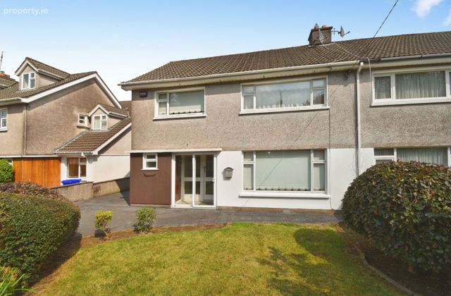 Dunroamin, 66 Maryborough Avenue, Douglas, Co. Cork - Click to view photos