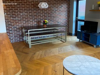 Apartment 13, Grattan Hall, Mount Street Lower, Du, Grand Canal Dock, Dublin 2 - Image 4