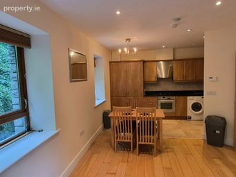 27 Douglas House, Maryborough Hill, Rochestown, Co. Cork - Image 2