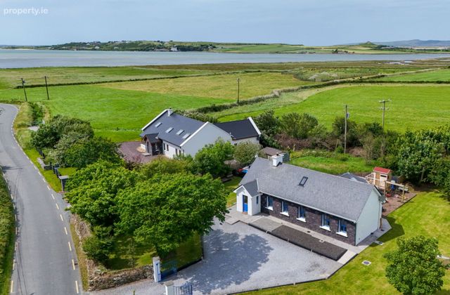 Harbour View, Chapeltown, Ballyea, Fenit, Fenit, Co. Kerry - Click to view photos