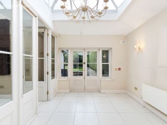 The Lansdowne Collection, Ballsbridge, Dublin 4 - Image 3