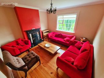 Town Centre! Near Hospital! Available For 6 Month Rent From Mid-july- Suit Doctors On Rotation-mcmahon Villas, Letterkenny, Letterkenny, Co. Donegal - Image 4