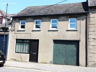 No 8 New Street, Carrick On Suir, Co. Tipperary, Carrick-on-Suir, Co. Tipperary