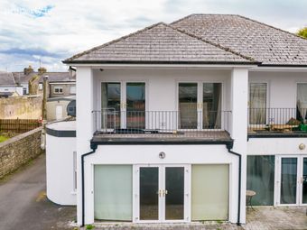 2 Raftery's Yard, Main Street, Castlerea, Co Roscommon, Castlerea, Co. Roscommon